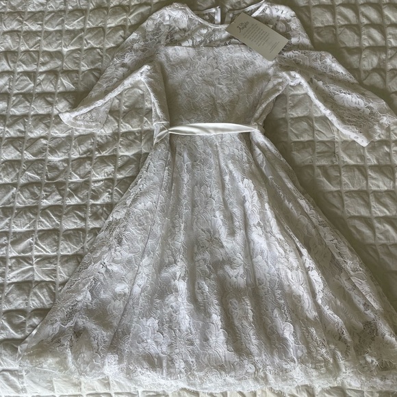 Us Angels White A-line Bell Sleeve Mock Lace Neck Dress - Picture 1 of 8